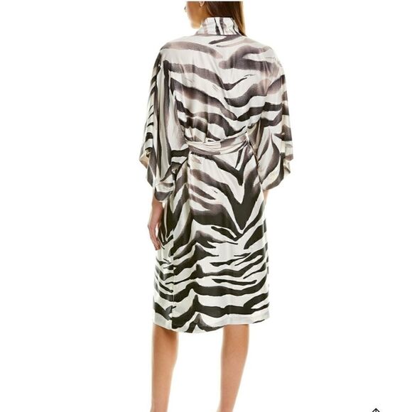 NATORI Tigre Slip Robe  - Picture 2 of 6